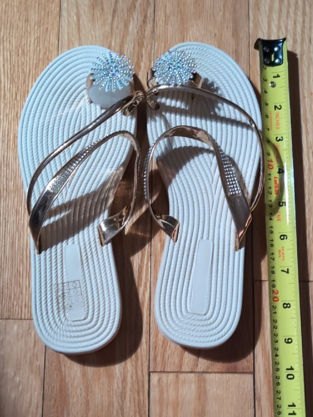 New Rhinestone Flat Sandals - Picture 2 of 7